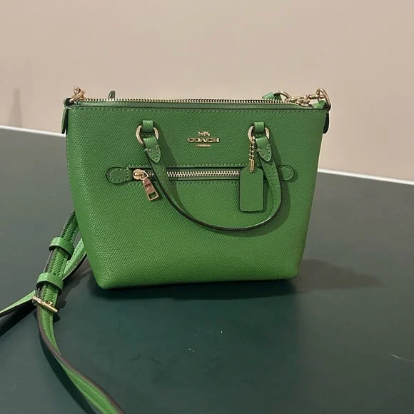 Lime green mini purse hot sale